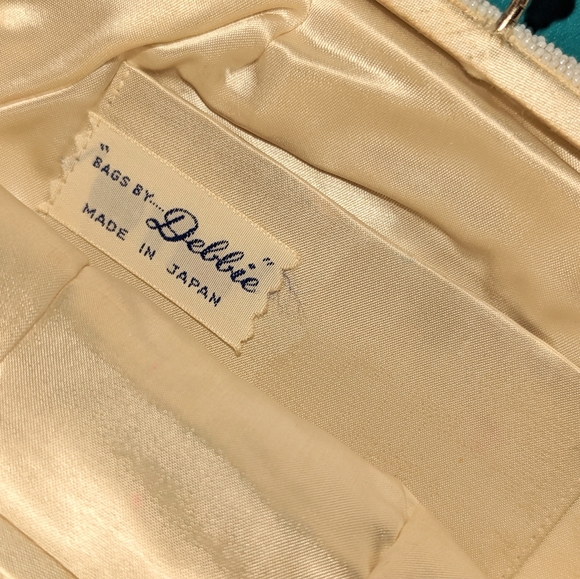 Vintage  beaded purse by Bags by Debbie - Picture 3 of 4